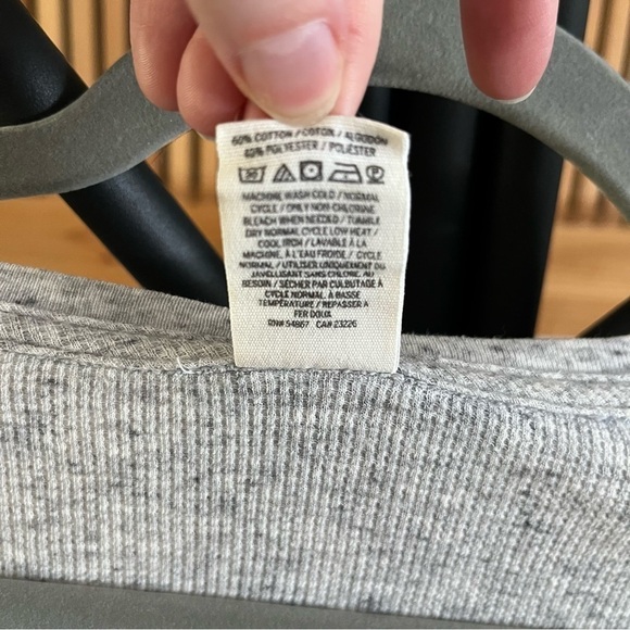 Victoria Secret PINK Grey Waffle Long Sleeve - Picture 4 of 4